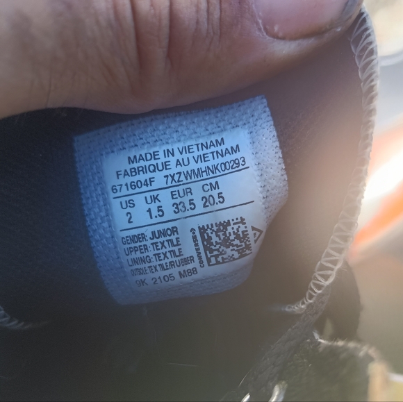 Leopard converse shoes sz 2 - Picture 10 of 11